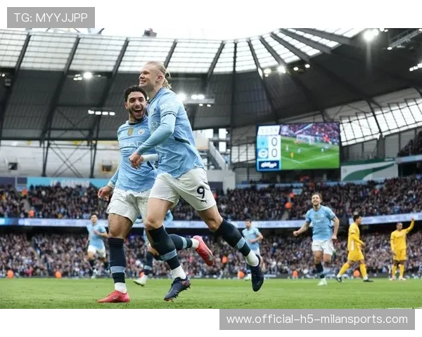 曼城在比赛中展现的临场适应力成其取胜重要因素，曼城训练场