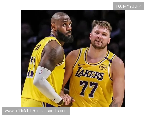 里夫斯连续3场休战！詹姆斯或赴发展联盟，湖人连胜关键在于心态